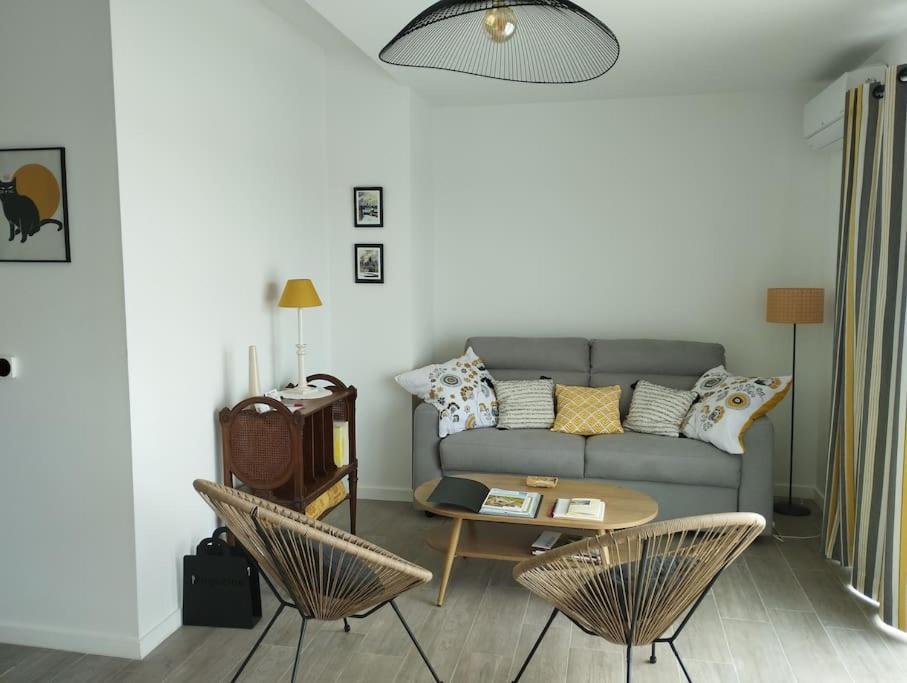 Appartement Climatise Au Coeur De La Provence Lac Et Parcs D'Attractions 10Mn Avignon Monteux Eksteriør billede